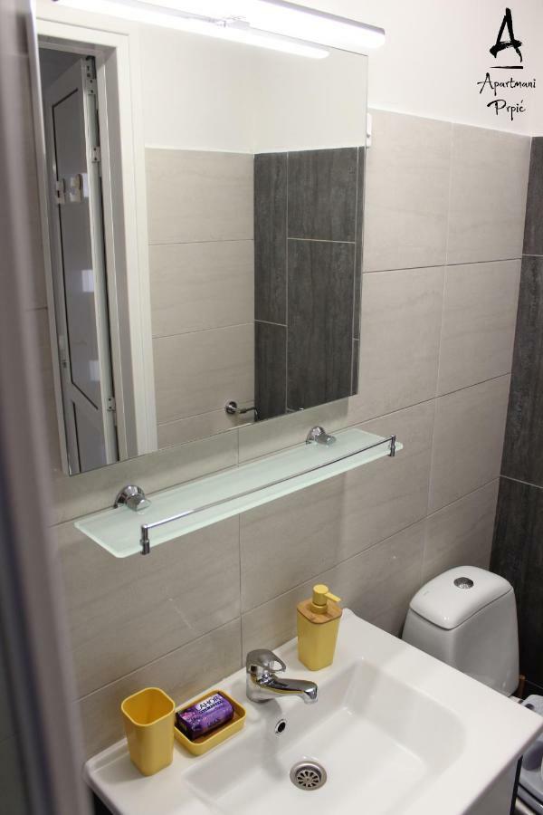 Apartmani Prpic Ražanac Exteriér fotografie